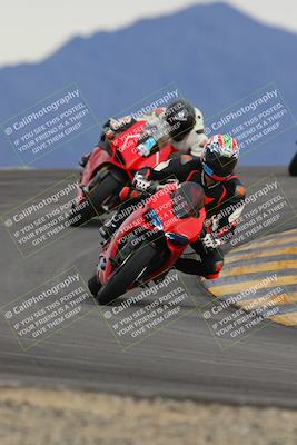 media/Jan-14-2023-SoCal Trackdays (Sat) [[497694156f]]/Turn 12 (120pm)/